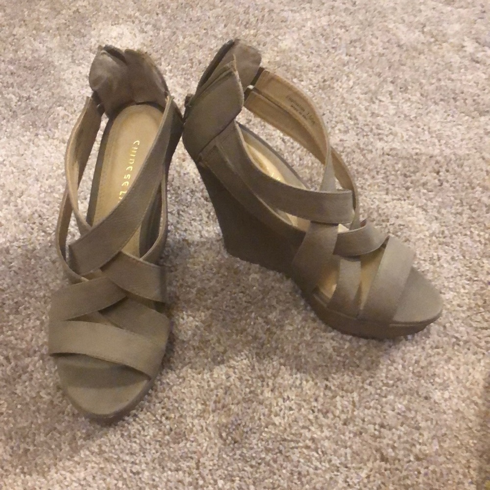 Chinese Laundry wedges